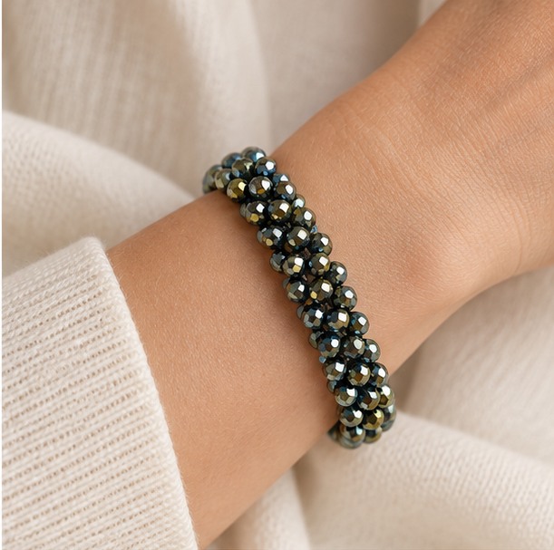 Facetkralen armband — Blauw met goudkleurige schittering