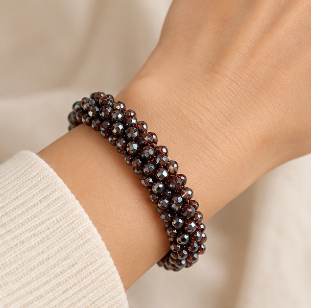Facetkralen armband — Donkerbruin